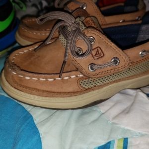 Boy sperrys